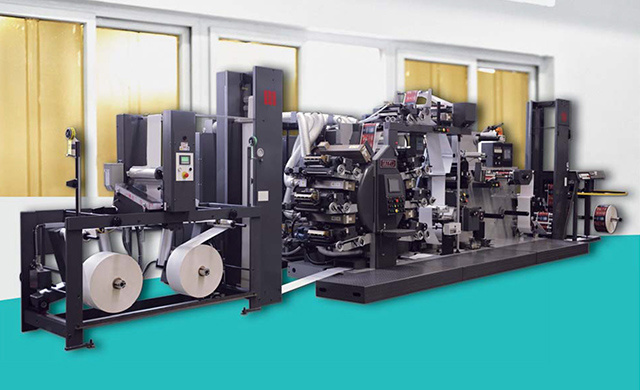 凸版6+1色高檔商标(biāo)印刷機