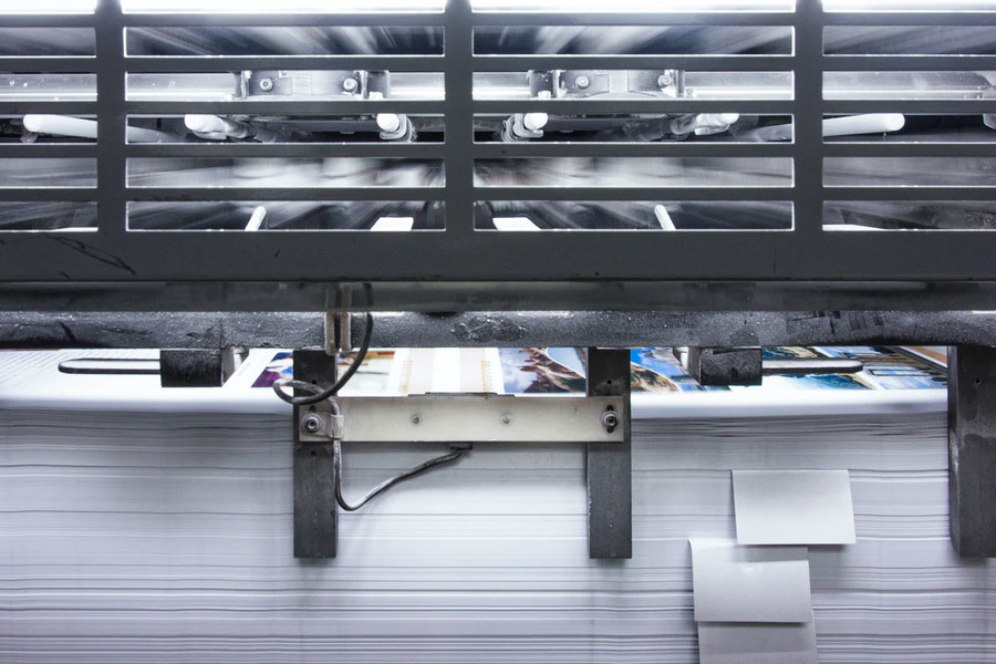 選畫(hua)冊不能(neng)急，看看(kan)畫冊印(yìn)刷的質(zhi)量如何(hé)！