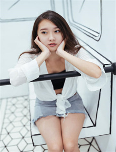 大胸美女被C得嗷嗷叫动态图-丰满大乳