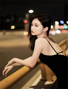 女生喊疼男生越往里寨游戏APP-顶的越来越快越来越重