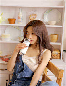 四房播播第四色-玻璃樽演员